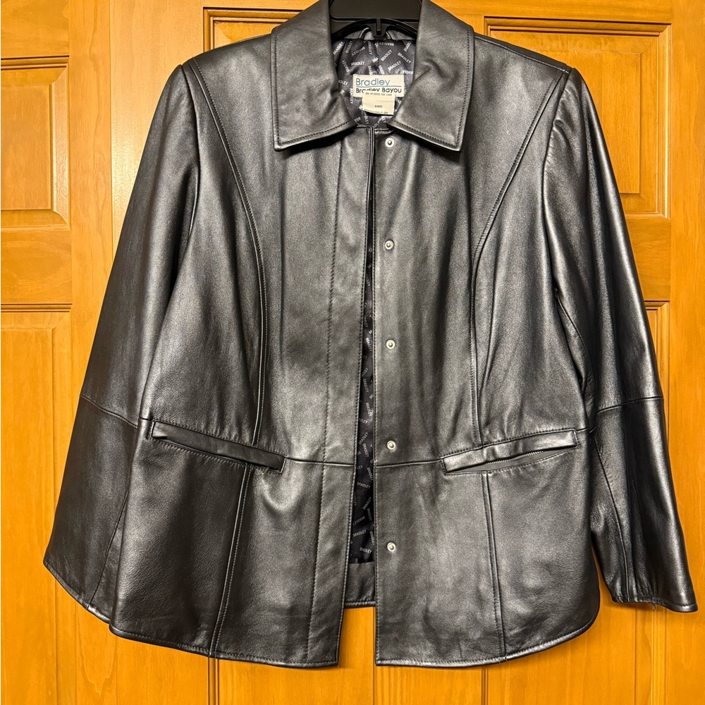 Elegant Black/metallic Leather Women's Jacket - Picture 1 of 10